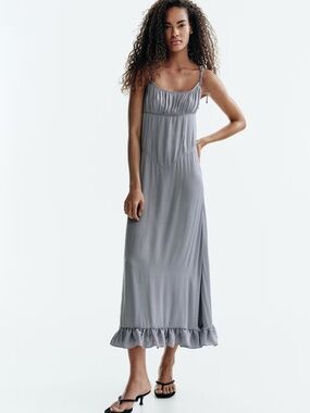 NWT H&M Gray Tie-Shoulder Maxi Dress